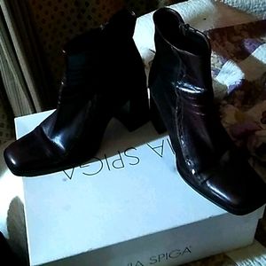 VIA SPIGA CHUNKY HEEL BOOTS